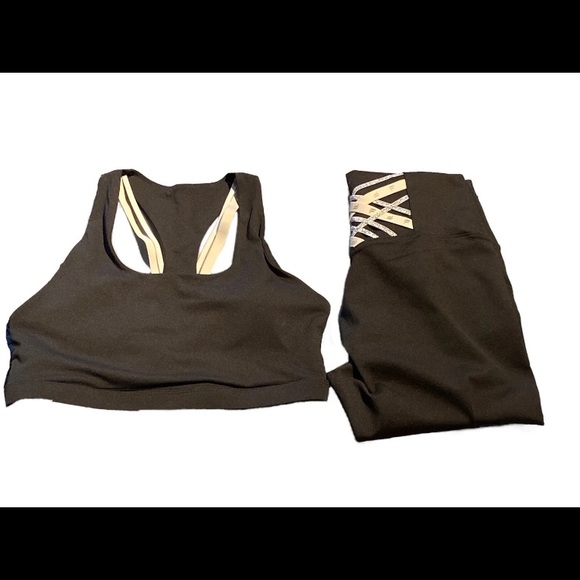 FABLETICS-Boost PowerHold High-Rise 7/8 Legging & Sports Bra Set M Black /Silver - Picture 3 of 5